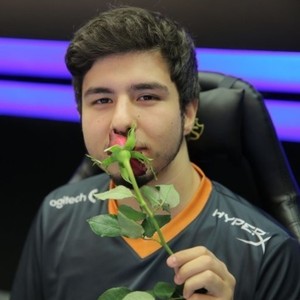 Hakan İşlek