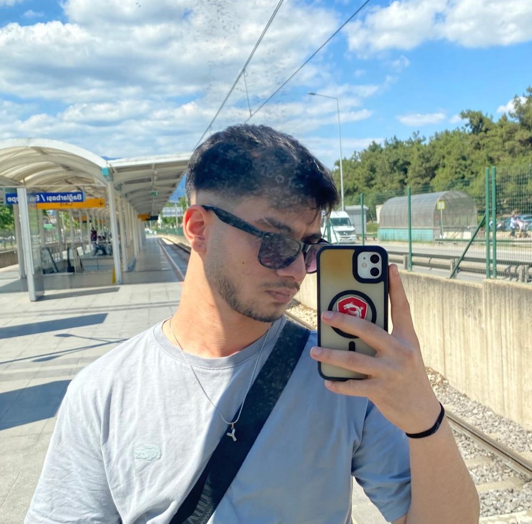 Alper Küçük
