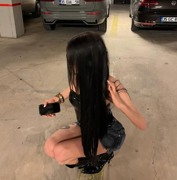 Nicki Doll Destekle